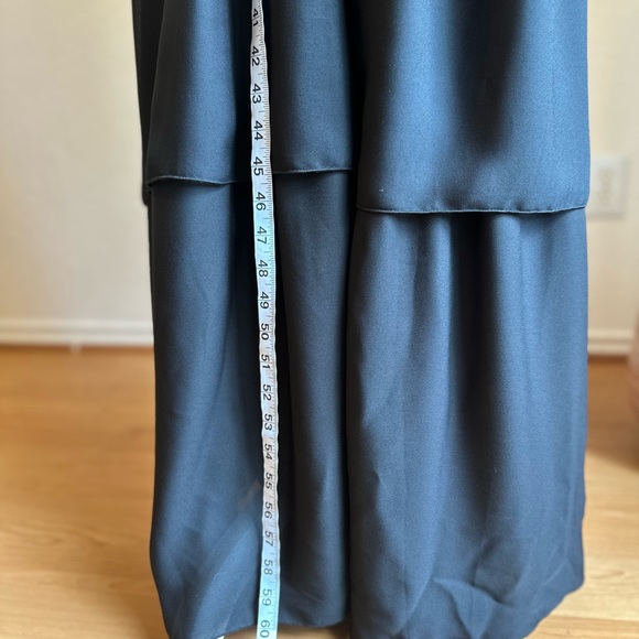 BLACK AND WHITE FLORAL CHIFFON LAYERED ZIPPER  ABAYA NWTS size large length 58”✨ - Picture 10 of 10